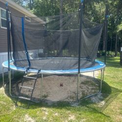 14’ Trampoline 