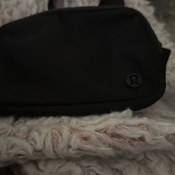 Lululemon Purse 
