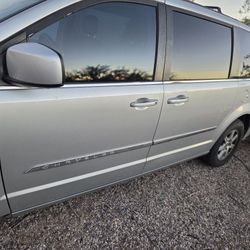 2012 Chrysler Town & Country