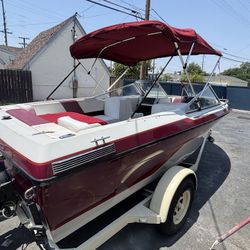 1993 Marlin Boat