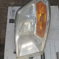 2019 dodge ram 1500 headlight drivers side