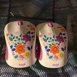 Two Mouses Wireless only need new batteries