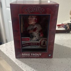 Mike Trout bobble head
