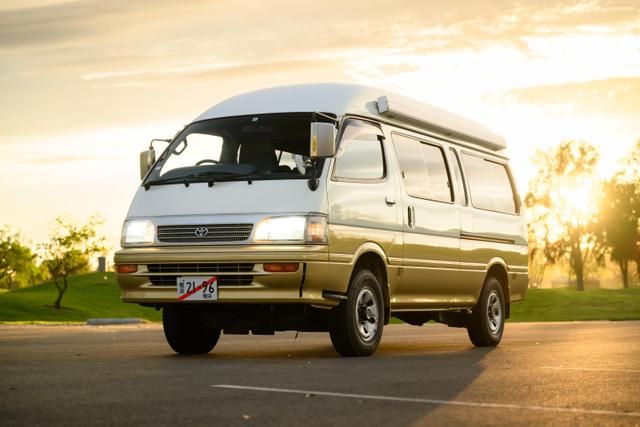 1996 Toyota Hiace