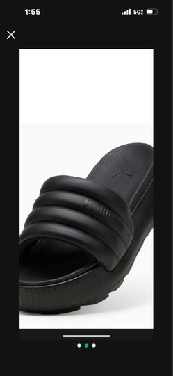 Women’s slides puma black $25  size 10 women’s