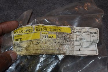 Kia hood latch assembly (never used)