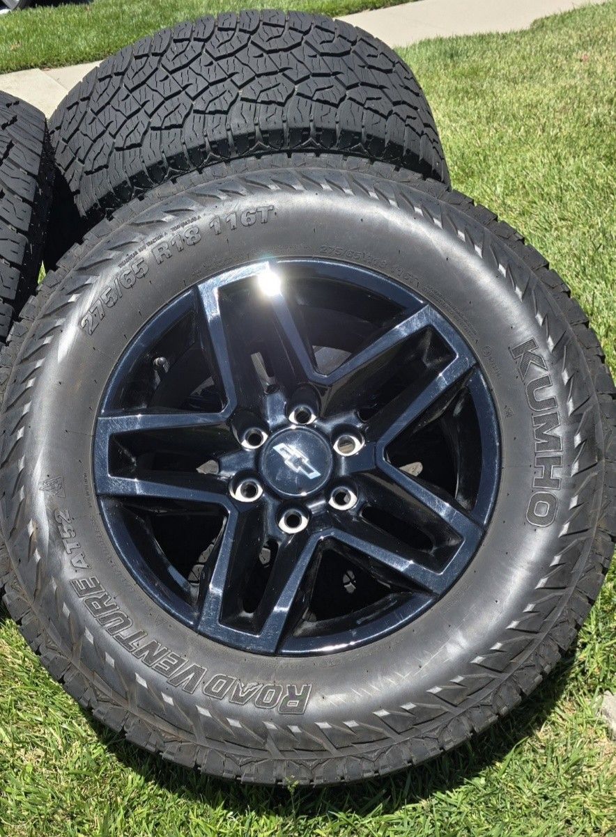 4- Kumho Tires With Rims & Lug Nuts