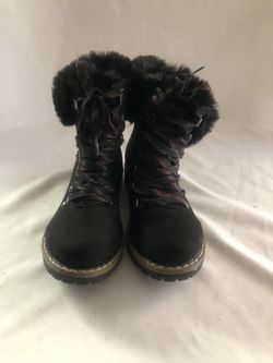 New CATHERINE MALANDRINO Boots For Women’s Sz 6