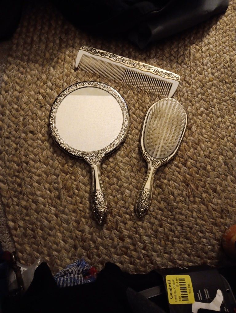 Towle Antigue Mirrorbrush And Comb