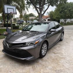 2020 Camry LE