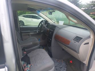 2007 Chrysler Town & Country