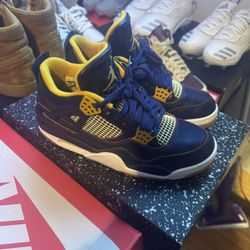 Jordan 4 Dunk From Above Size 8.5 