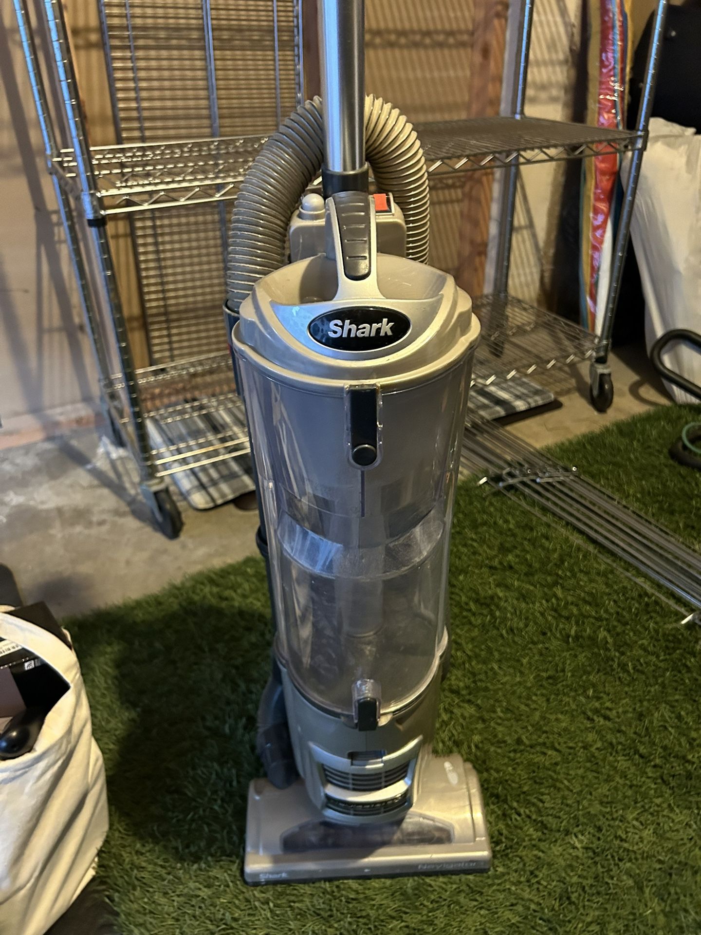 Shark vacuum With Removable Hose
