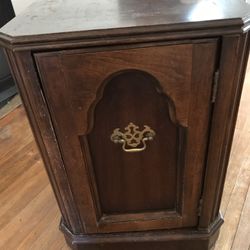 (Lane) End Table or Night Table or Side Cabinet  16 X 25 X 22 h