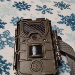 Bushnell Trail Trophy Camera