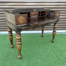 Genuine https://offerup.com/redirect/?o=SC5FLlNoYXc= Antique Spinet Desk