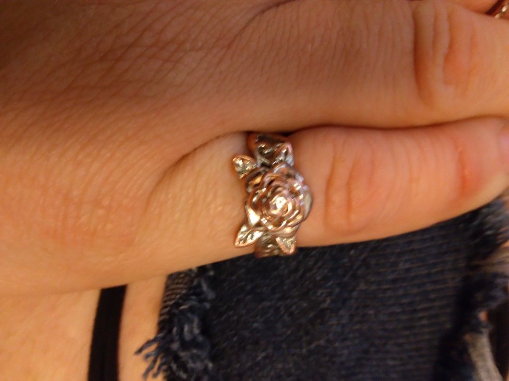 Rose Gold And Gold Swirl Rose Ring