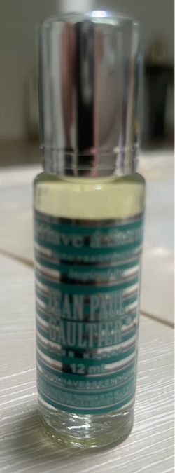 Oil perfume