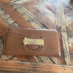 Michale Kors Tan Leather Wallet 
