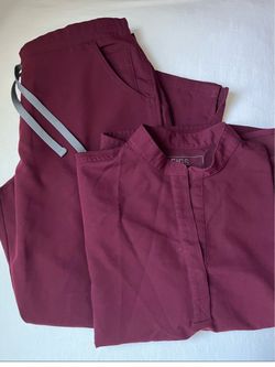FIGS Scrub Set Burgundy