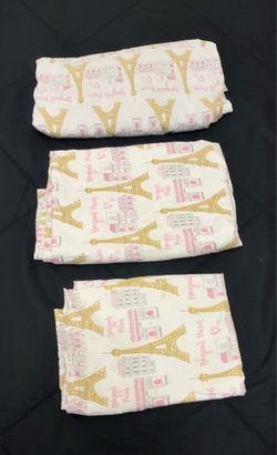Eiffel Tower Twin Bed Sheet Set & 2 Throw Blankets