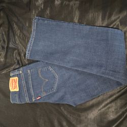 Size 25 Levi's 315 Shaping Bootcut Jeans