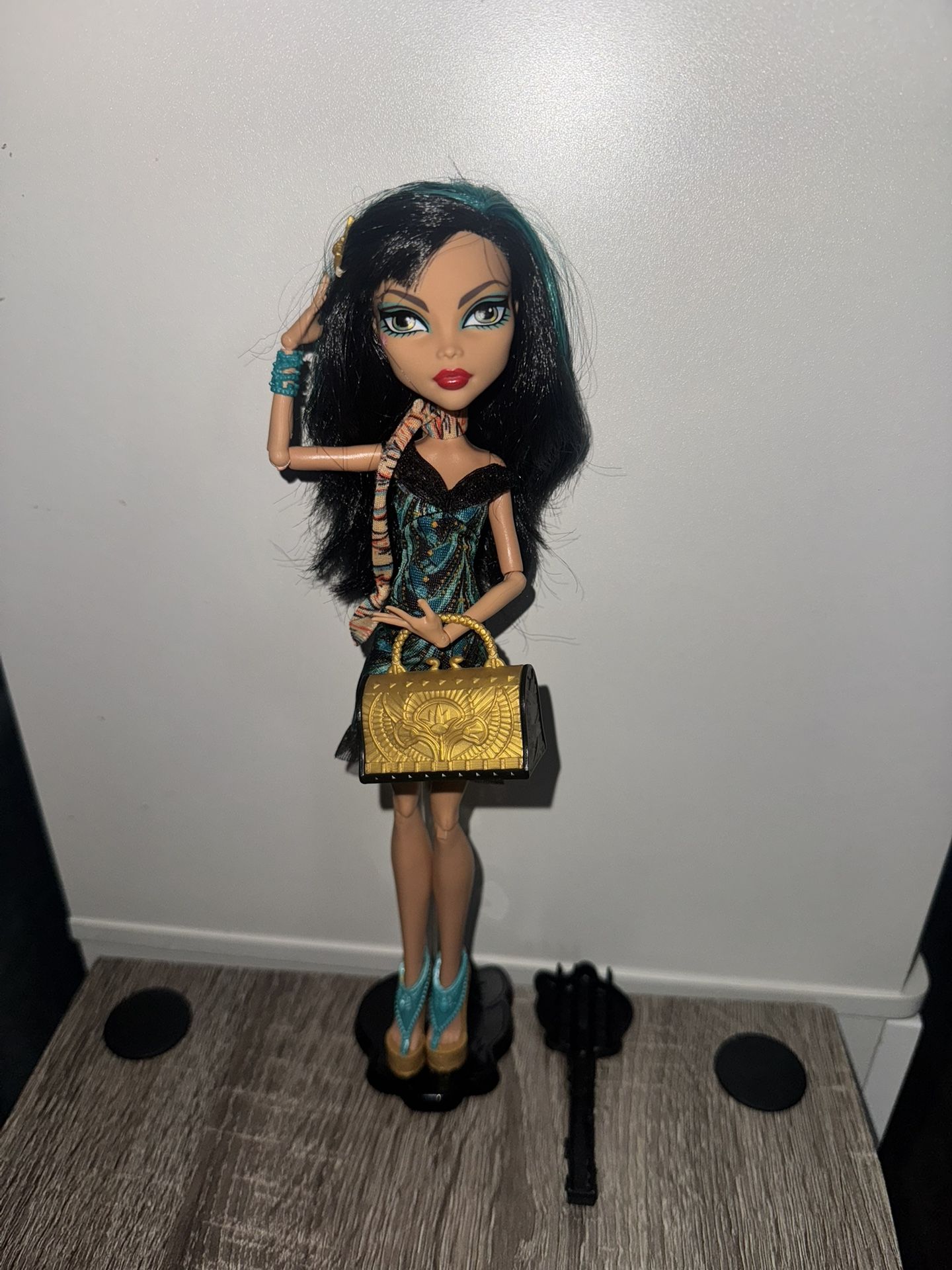 Monster High Cleo De Nile Scaris City of Fright