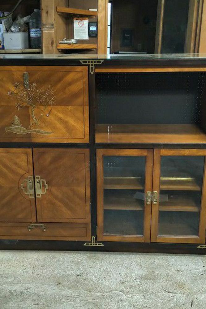 Beautiful Entertainment/Bar Unit