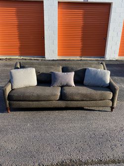 Sofa/ Couch