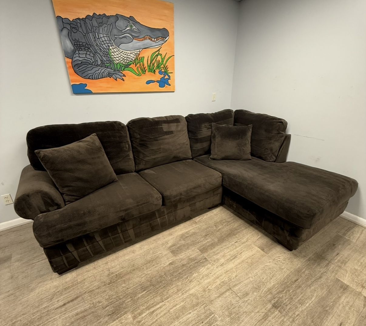 Delivery Included Soft and Deep Brown 2pc Sectional
