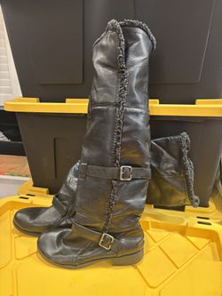 Women’s Shoes