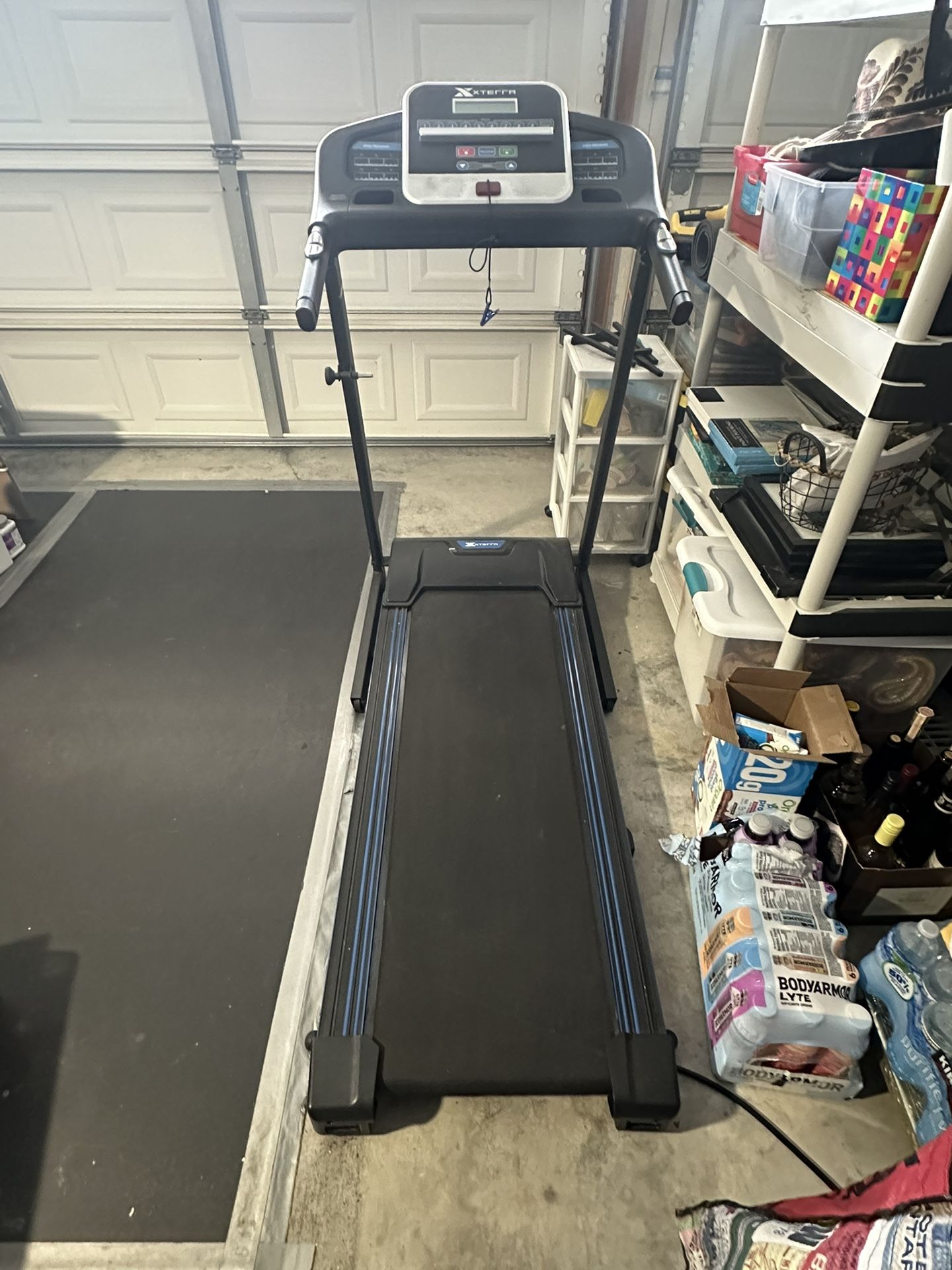 XTERRA Folding Treadmill – Gently Used, Great Condition, 9 Speed Programs