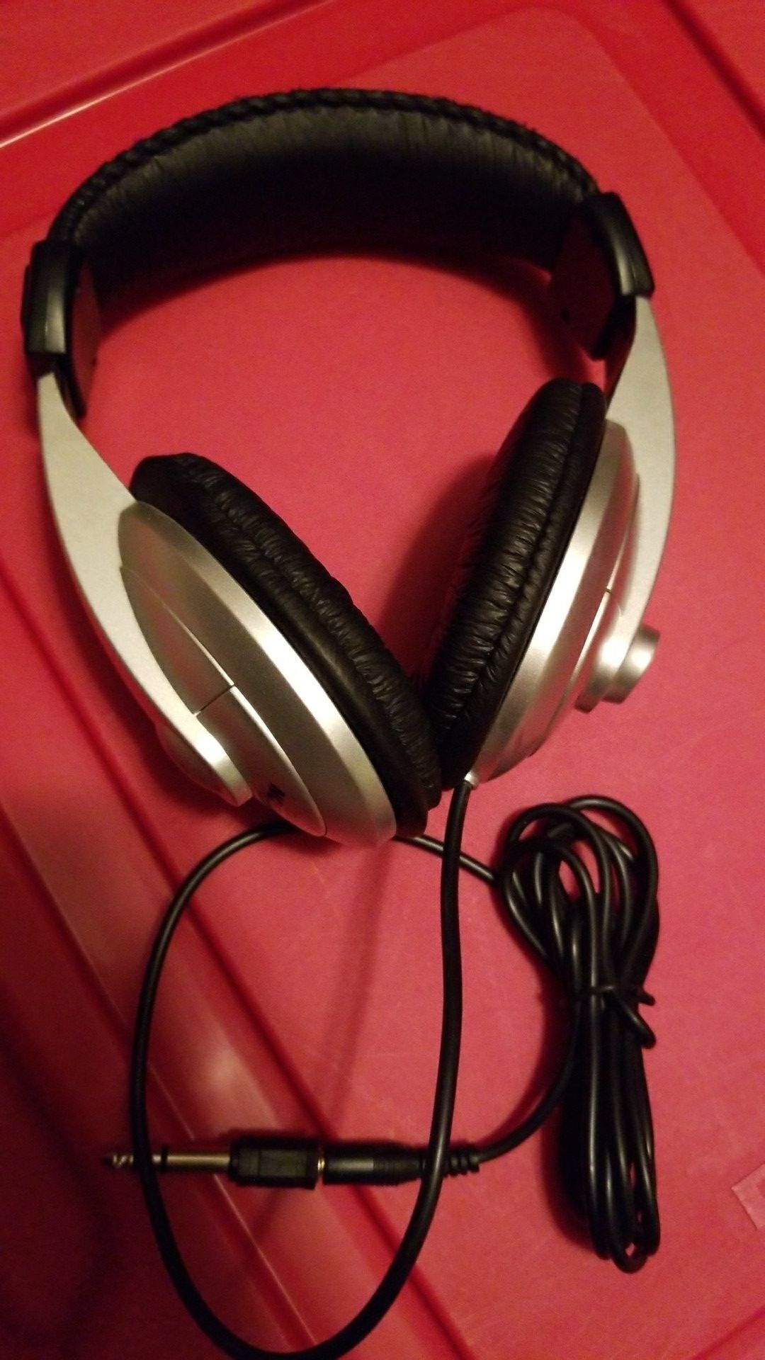 Samson headphones