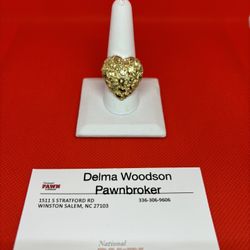 10KT Gold Heart Ring