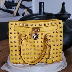 Brand New Michael Kors Hamilton Bag 