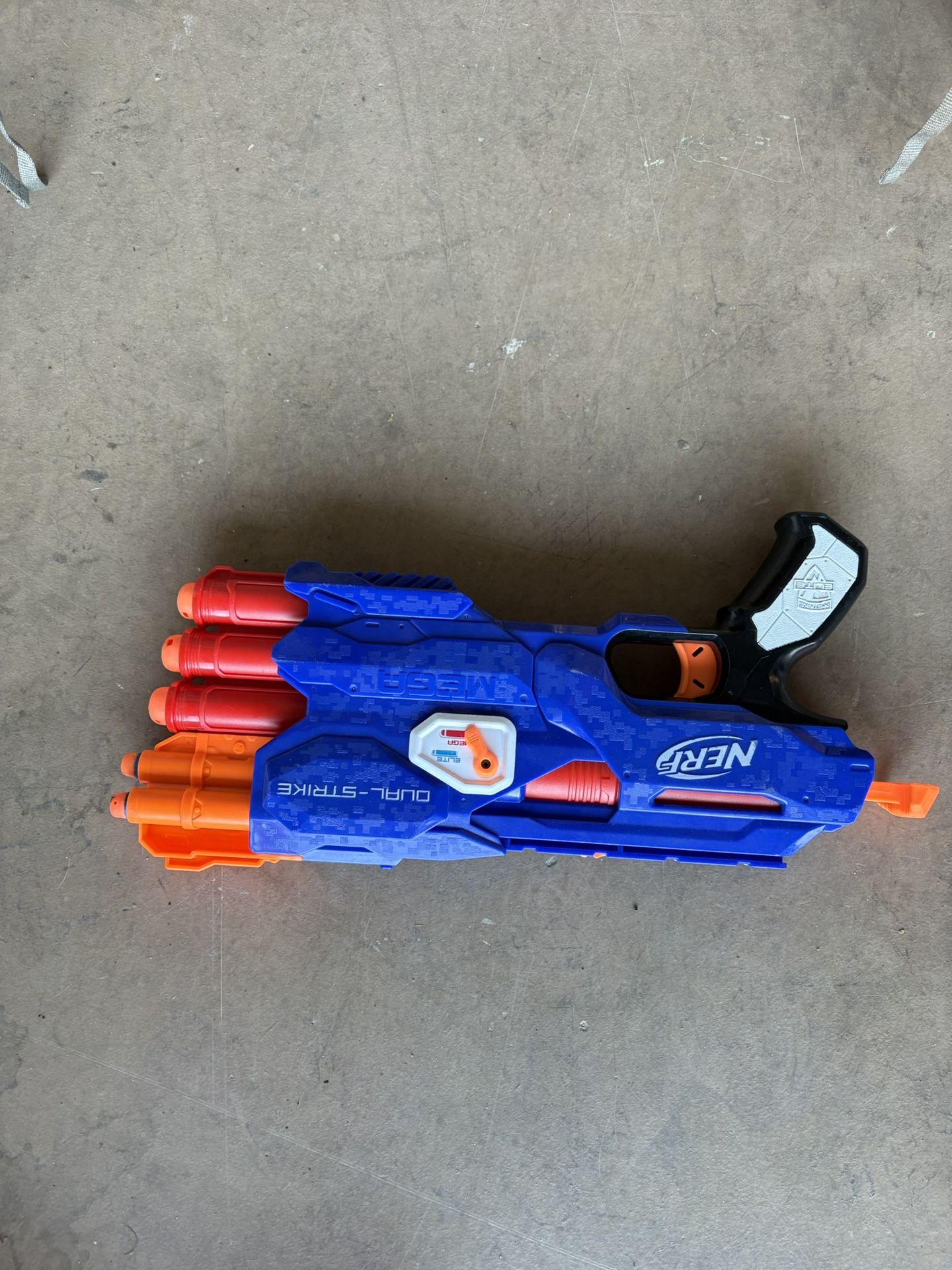 Blue Nerf Gun (Bullets Included)