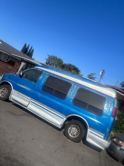 GMC 2000