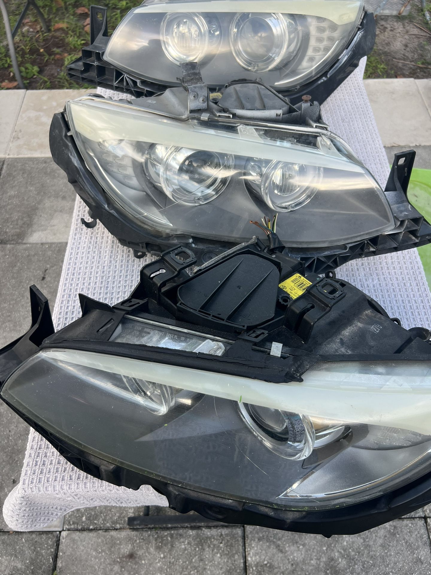 2010-2013 BMW 3 Series HEADLIGHTS OEM