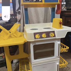 Vintage Fisher Price Play Kitchen 