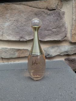 DIOR Eau de Toilette j'adore 100mL - 3.4 Fl Oz PERFUME