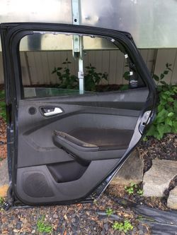 2013 Ford Focus door