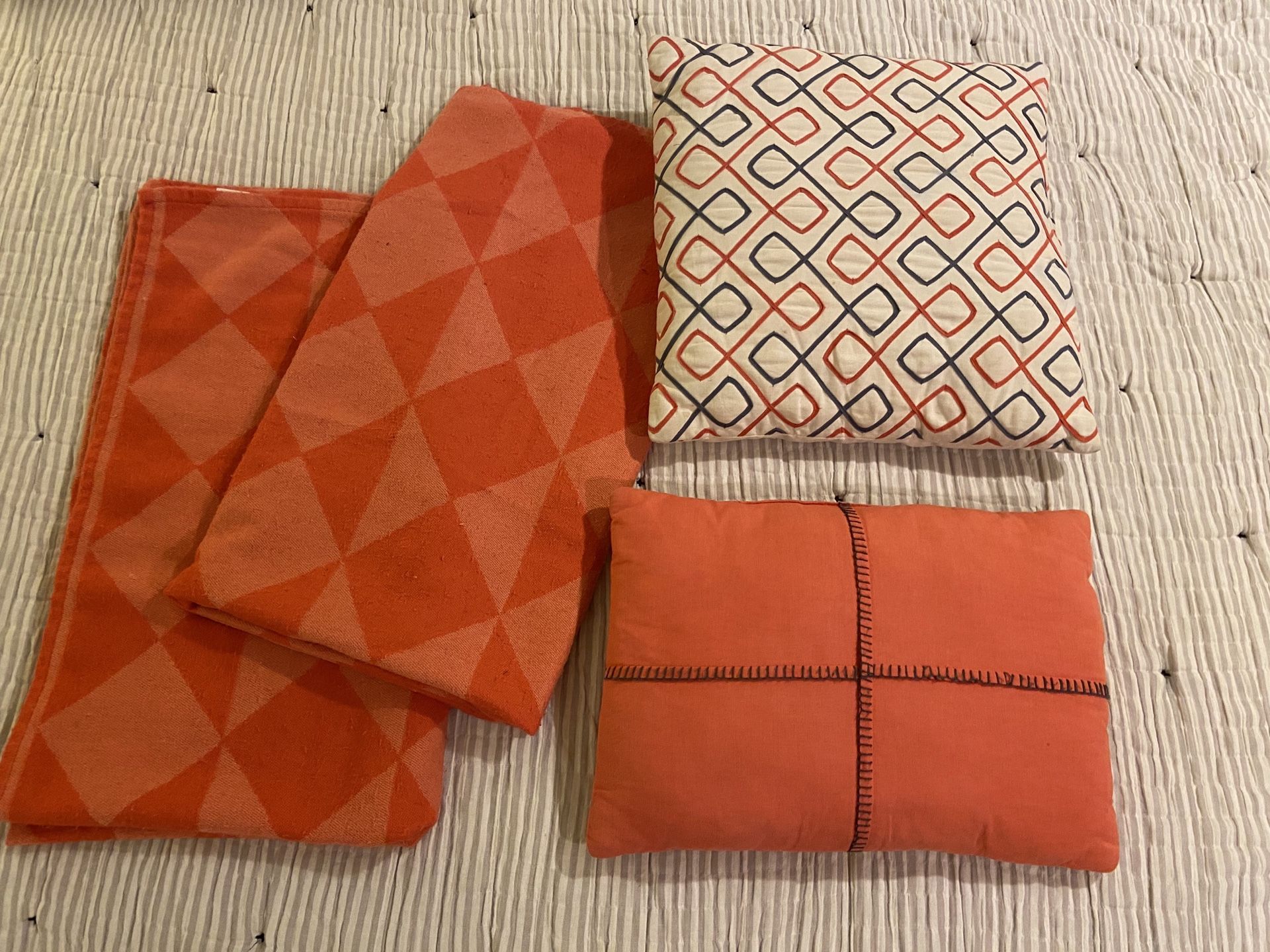 Target coordinating throw blankets and pillows