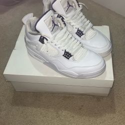 Jordan 4 Purple Metallic 