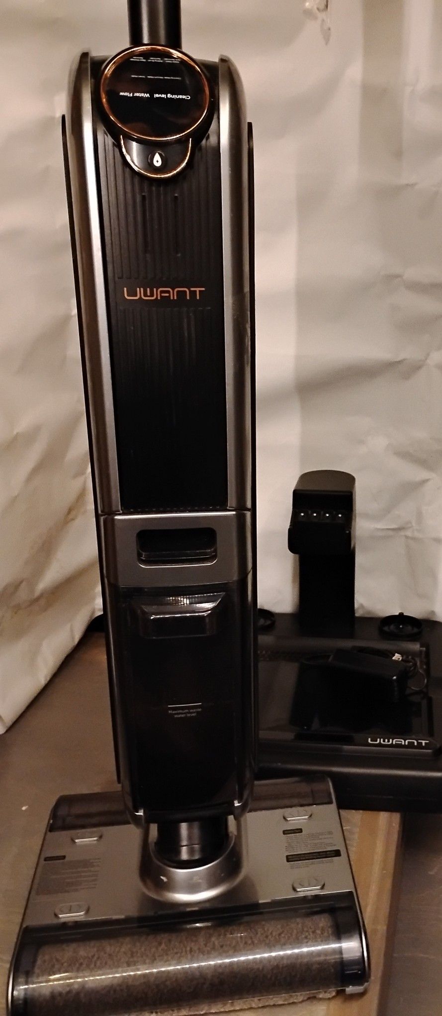 U WANT ALL IN ONE VACUUM /MOP