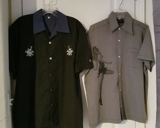 $20 Two Men's Sz M Lounge/Bowling Shirts Never Worn L28/W22.5. Grey One Dry Clean Only Quip