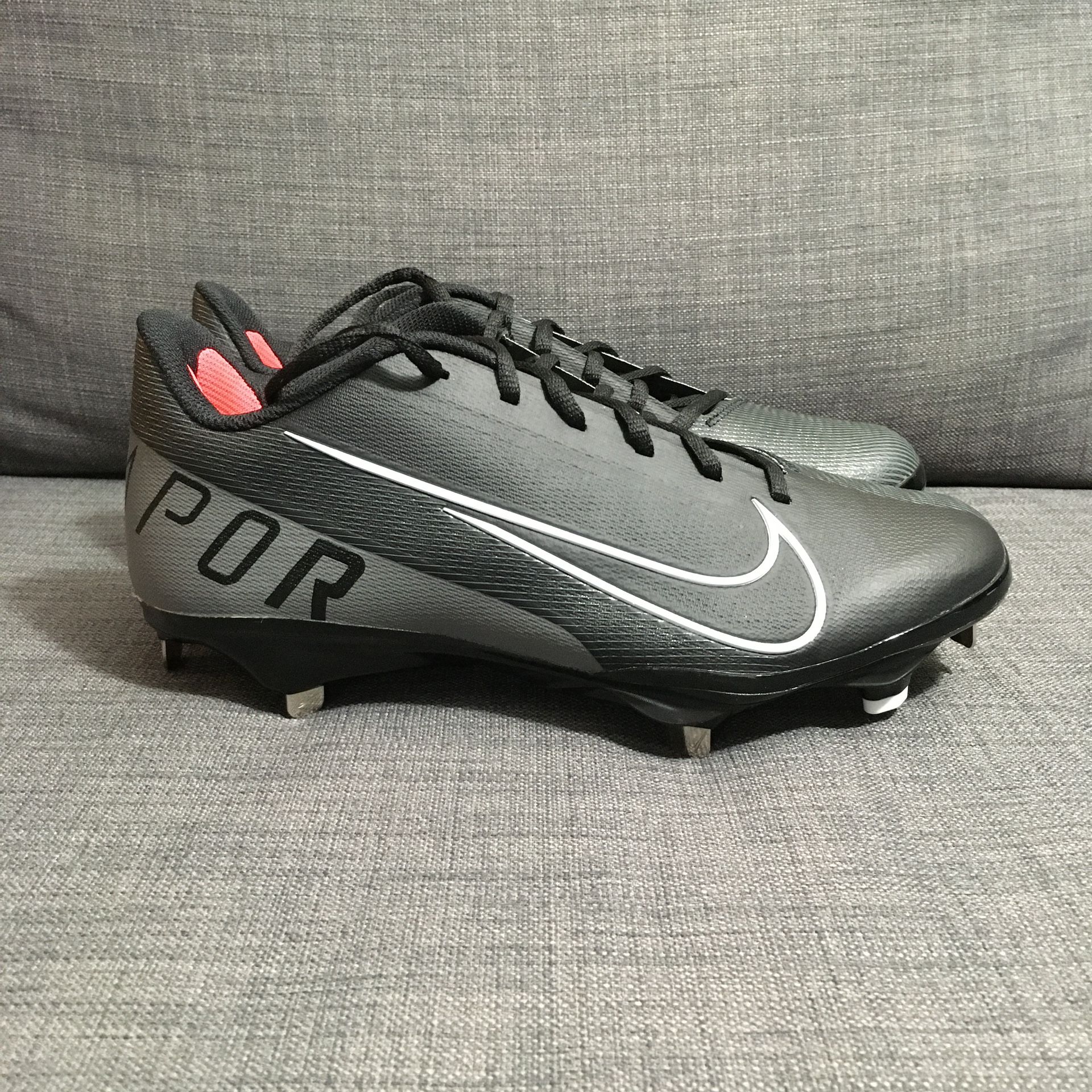 Nike White Lunar Vapor Ultrafly Elite 3 Baseball Cleats Men's for Sale in  Garden Grove, CA - OfferUp