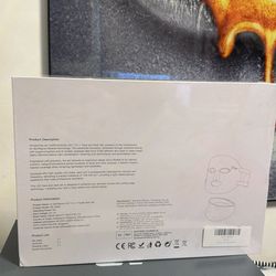 7-1 color LED skin care face mask, red light face mask, wireless LED facial mask, for living room or home, white.