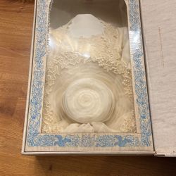 Vintage Ivory Wedding Dress.  Size 5