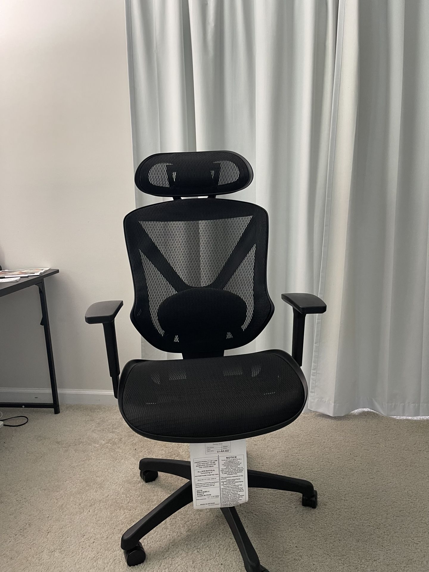 Staples® Dexley Ergonomic Mesh Swivel Task Chair, Black