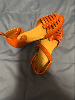Girl shoes/sandals